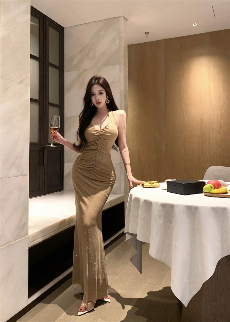 Light Luxury Rhinestone Beaded Halter Mermaid Dress