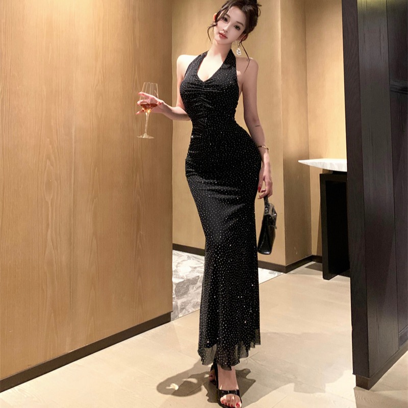 Light Luxury Rhinestone Beaded Halter Mermaid Dress - Image 5
