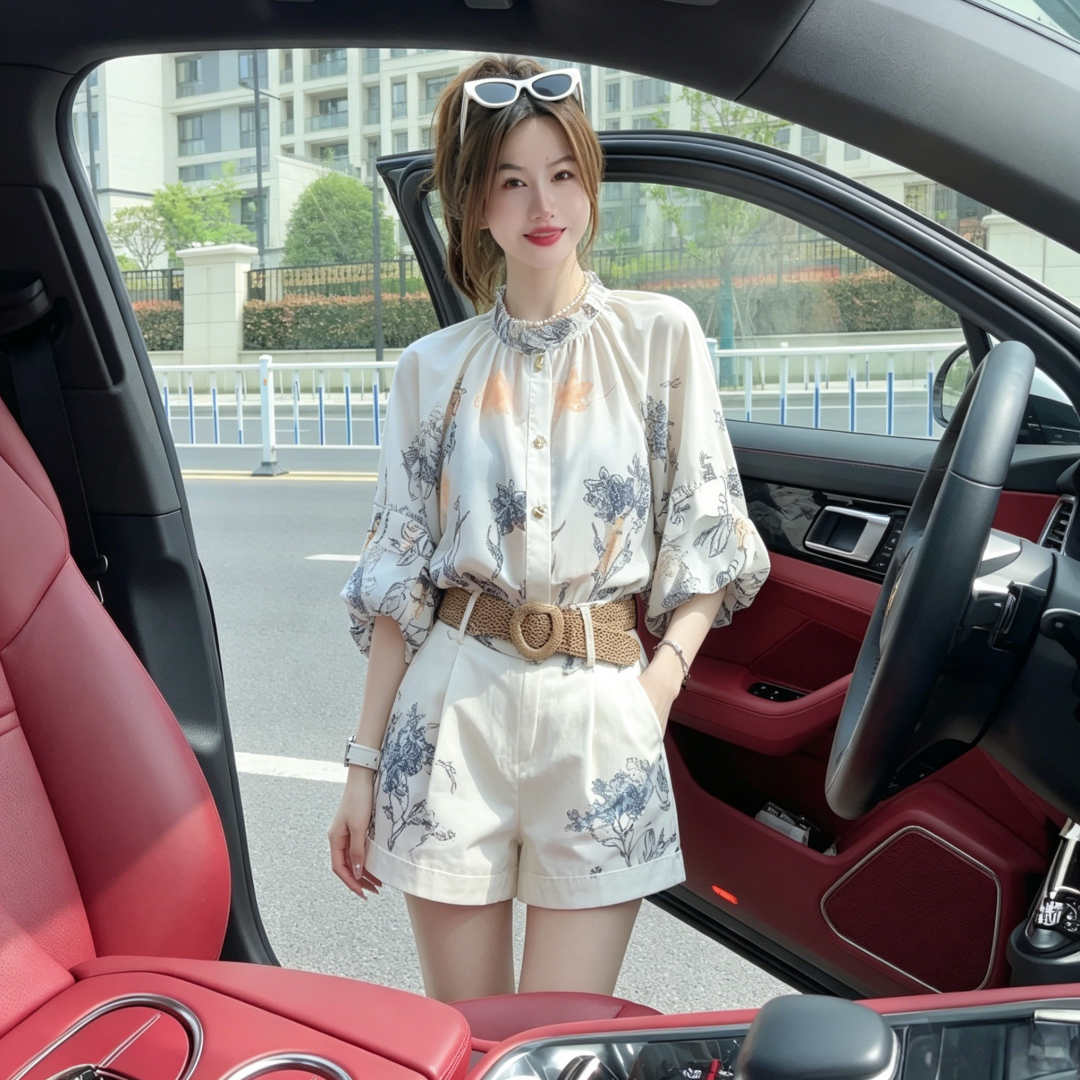 Women's Summer Two-Piece Set Light Luxury Printed Chiffon Shirt and Shorts - Image 4