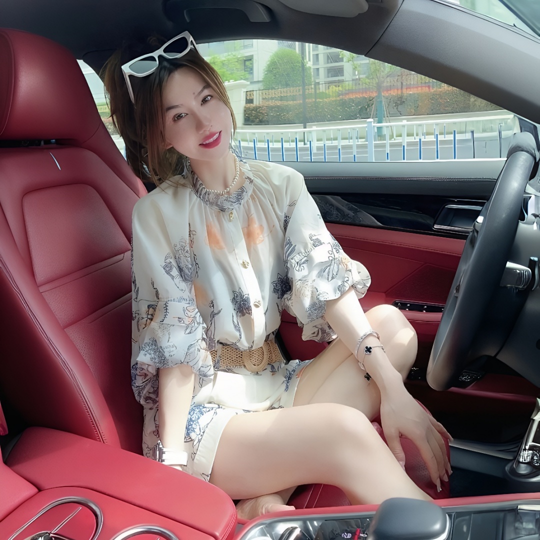 Women's Summer Two-Piece Set Light Luxury Printed Chiffon Shirt and Shorts